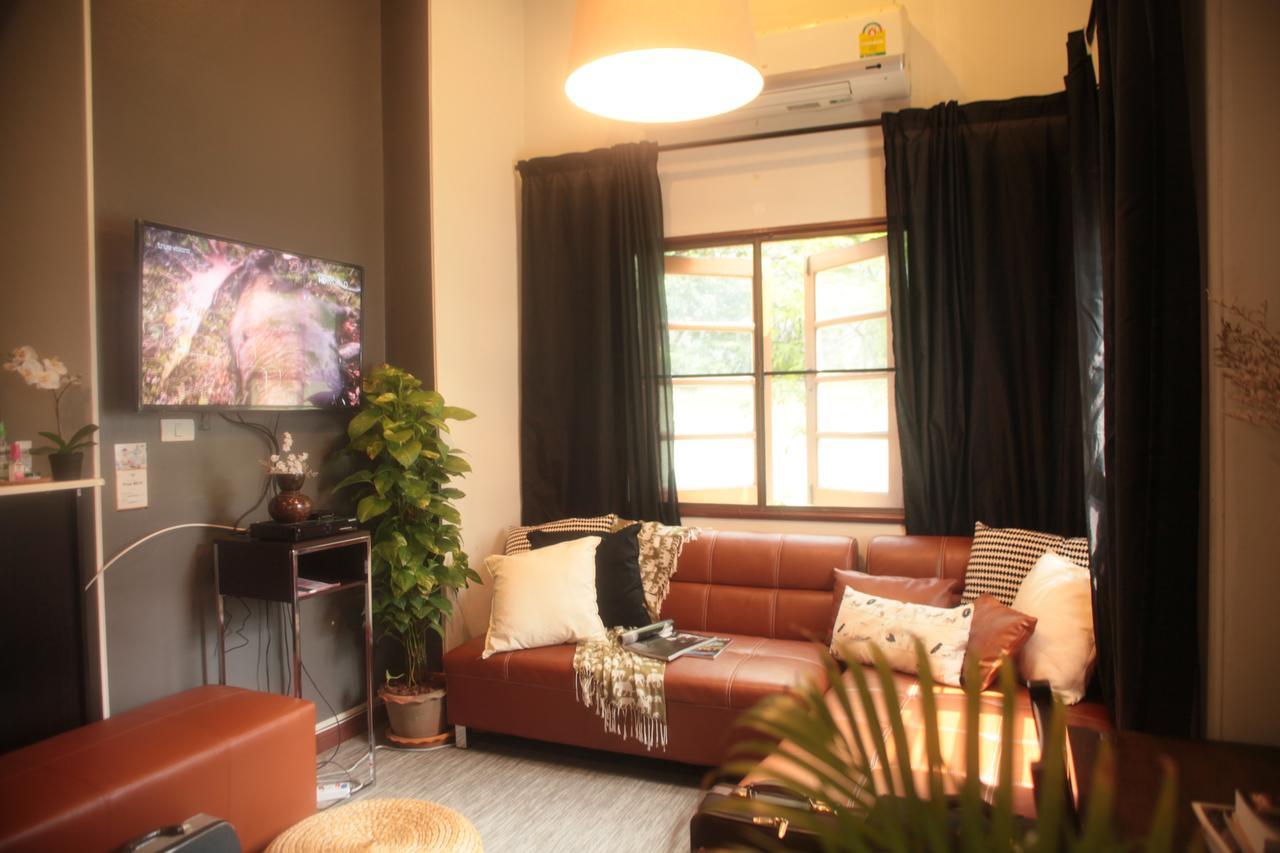 Lost And Found Bed And Breakfast Bangkok Exterior foto