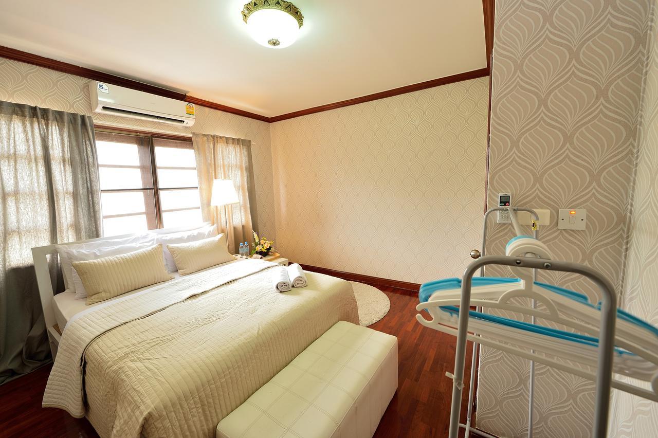 Lost And Found Bed And Breakfast Bangkok Exterior foto