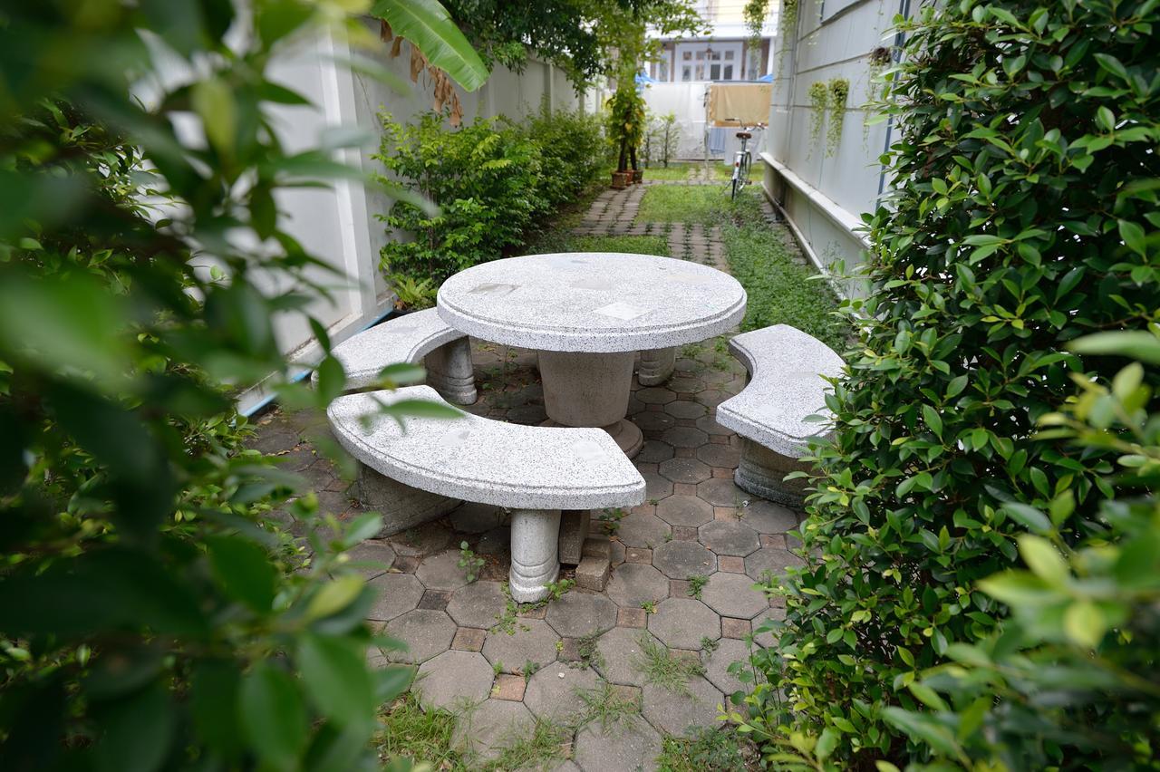 Lost And Found Bed And Breakfast Bangkok Exterior foto
